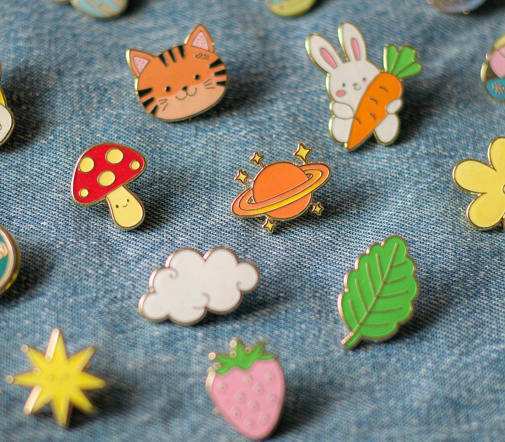 Pins, Keychains & Magnets